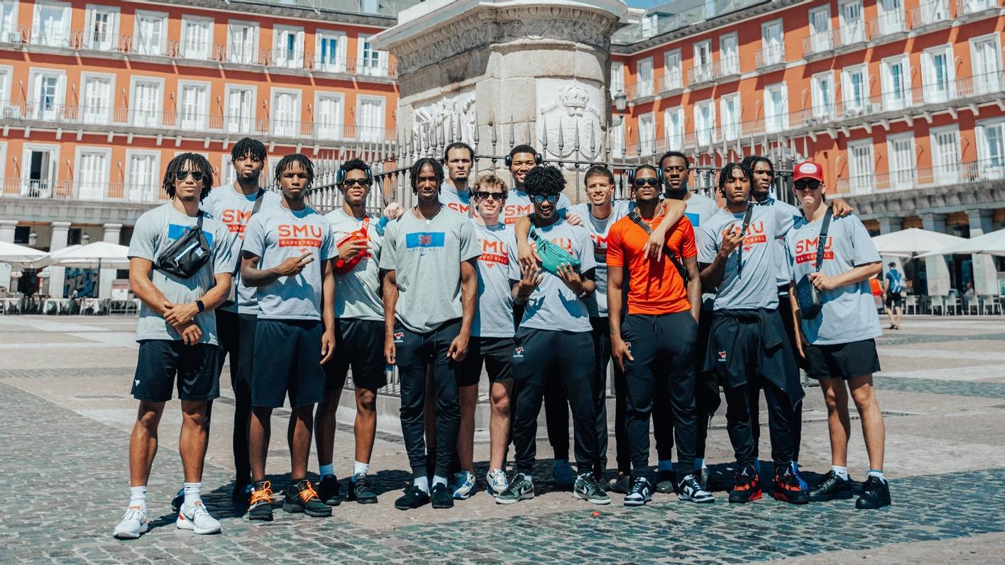 smu men's basketball.jpg